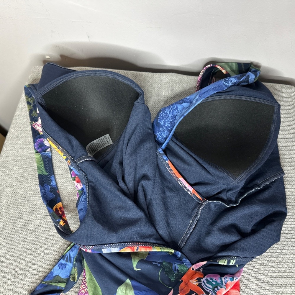 Johnny Was wrap one piece women's swimsuit size Medium Tropical Floral Navy - Picture 9 of 9